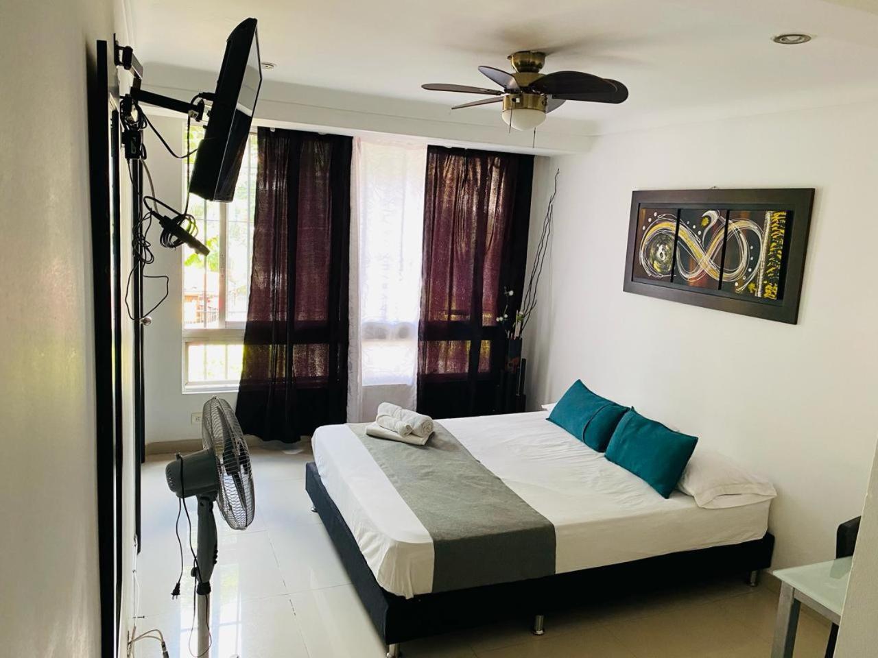Hotel Tree House Medellin Ngoại thất bức ảnh