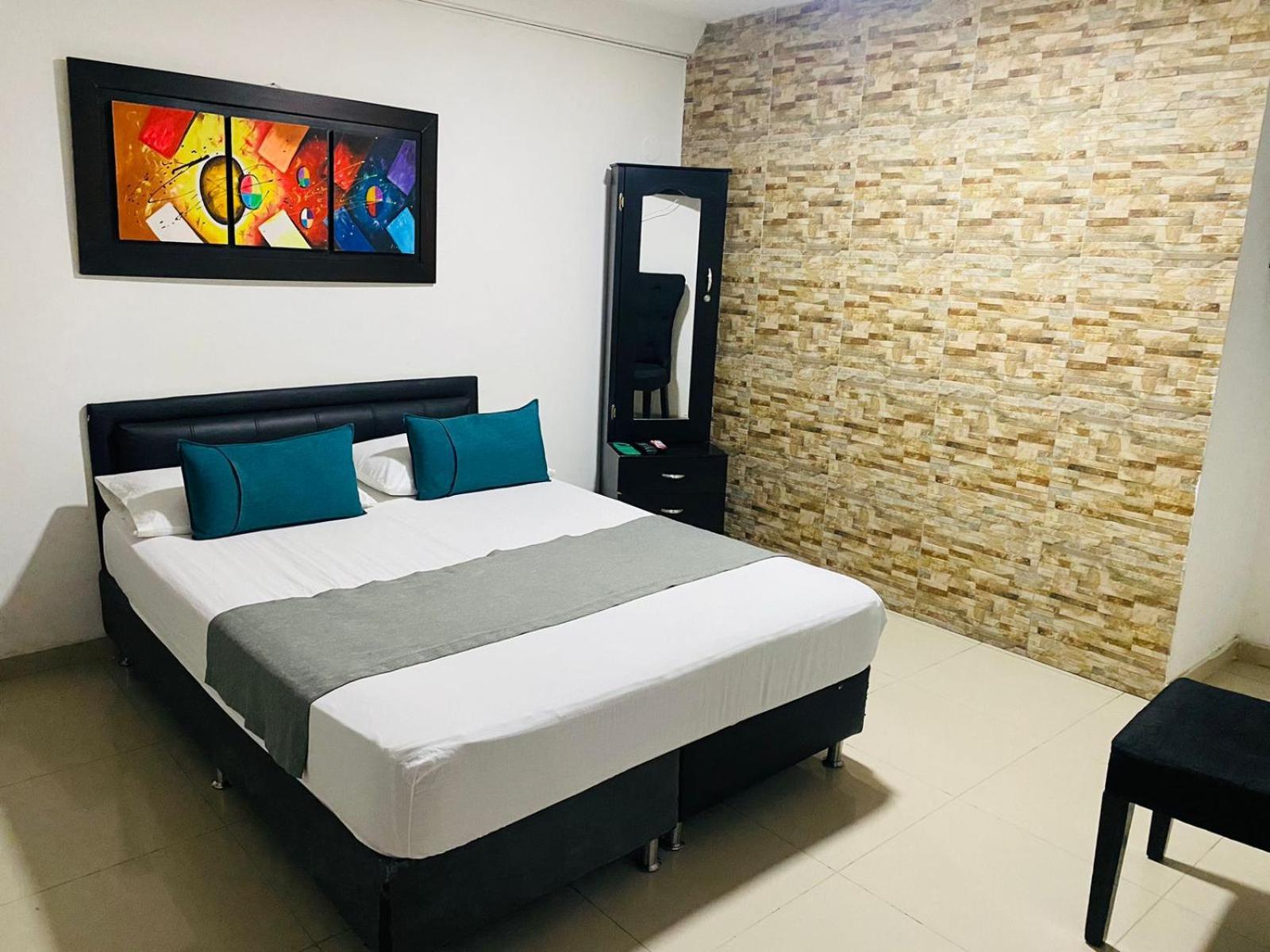 Hotel Tree House Medellin Ngoại thất bức ảnh