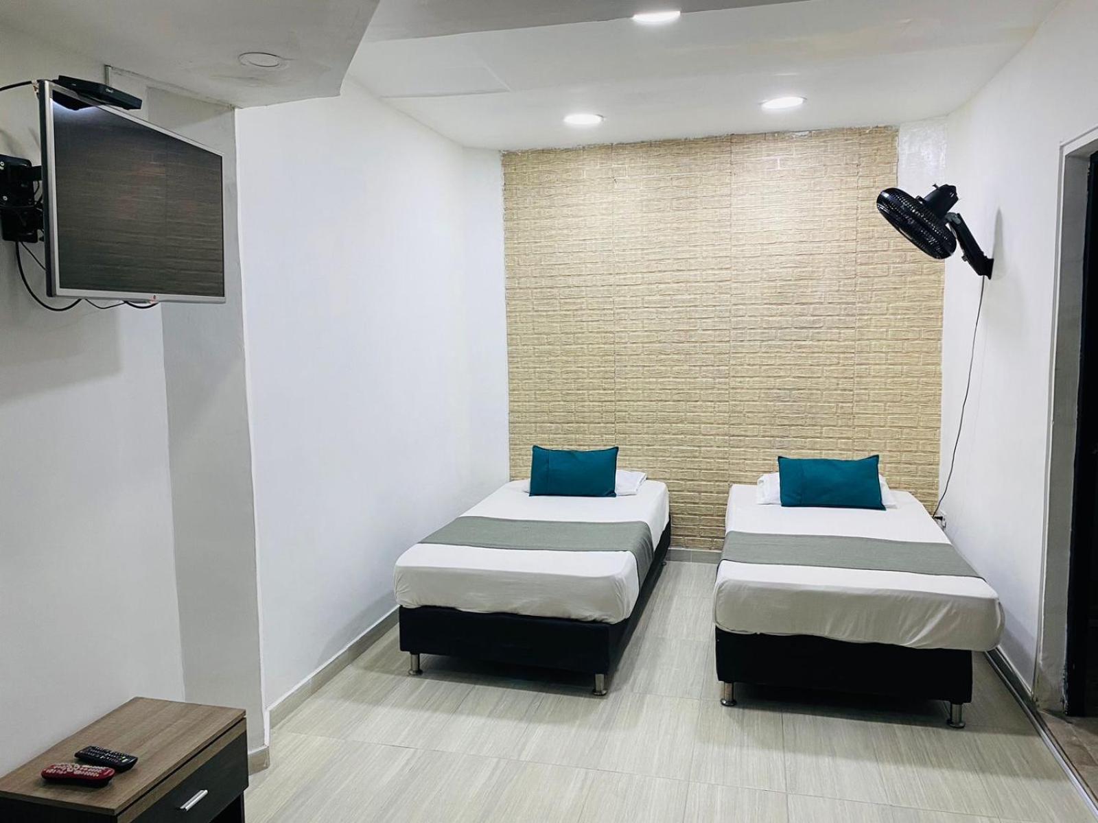 Hotel Tree House Medellin Ngoại thất bức ảnh