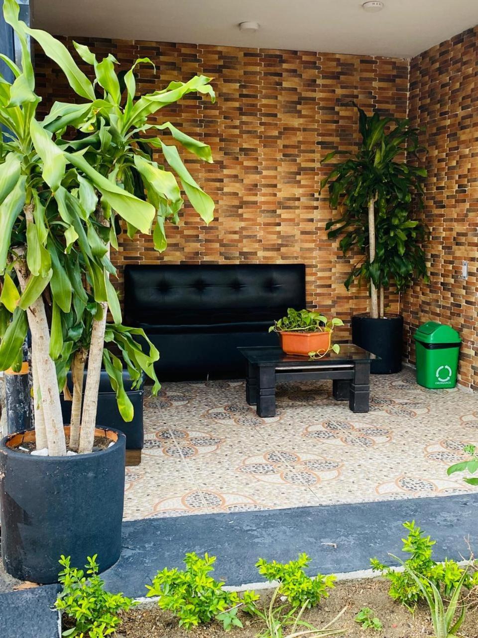 Hotel Tree House Medellin Ngoại thất bức ảnh