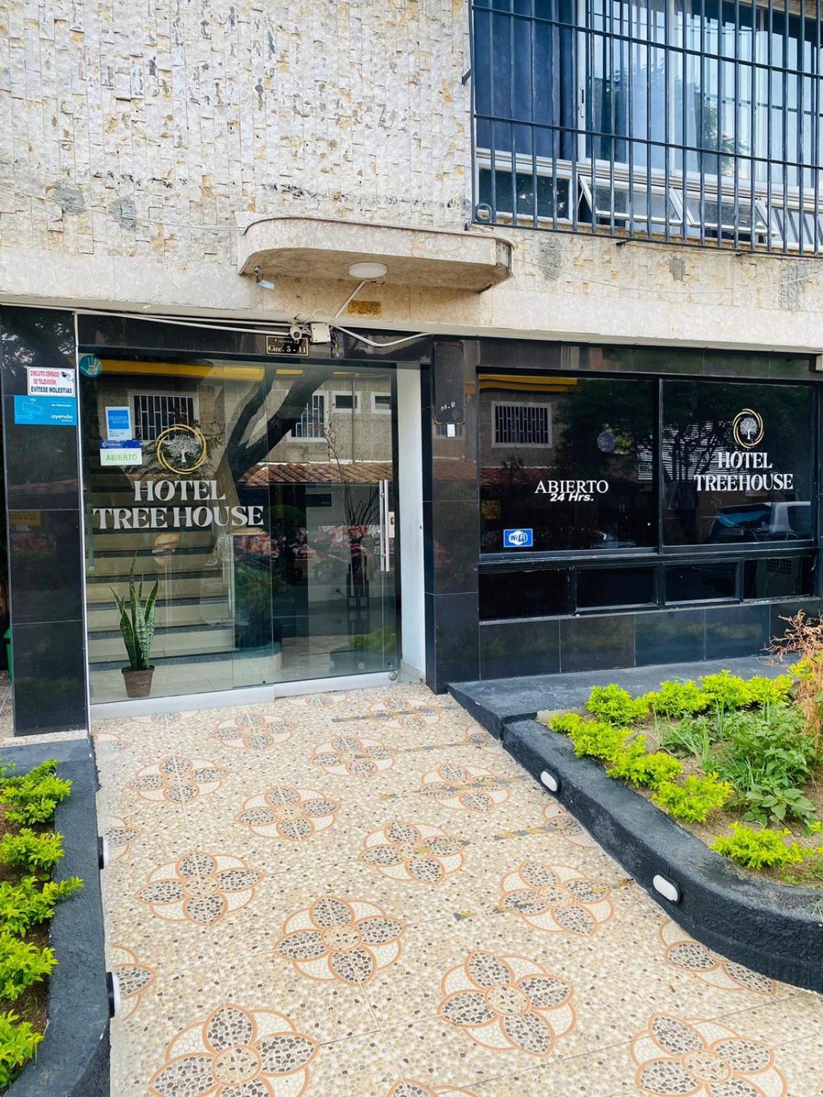 Hotel Tree House Medellin Ngoại thất bức ảnh